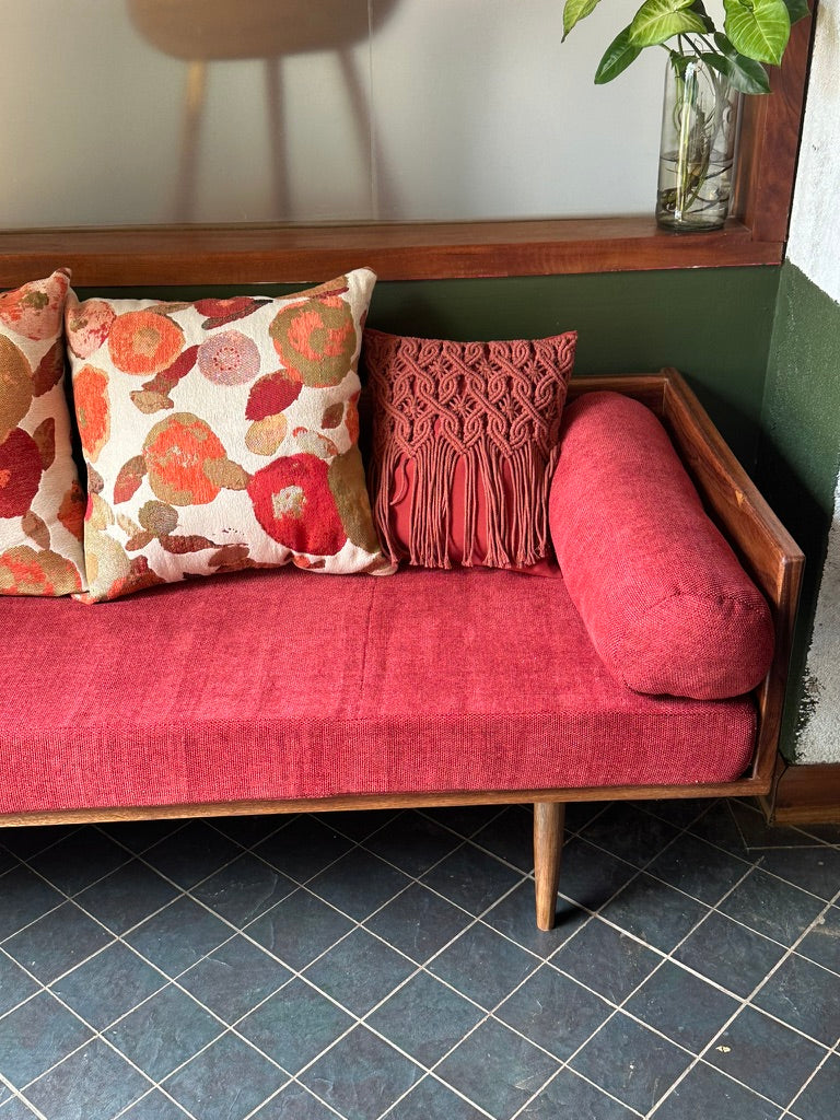 Sofa-tbd